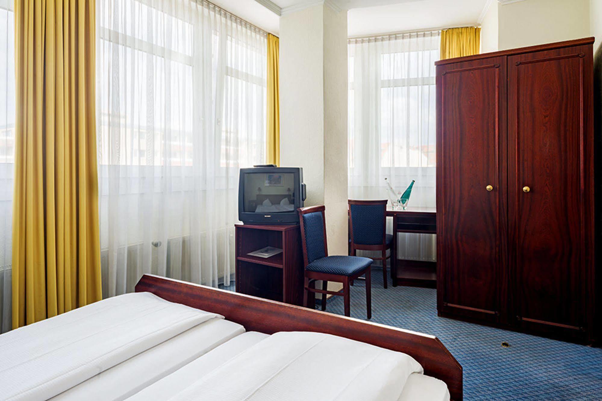 ホテル パノラマ ベルリン エクステリア 写真